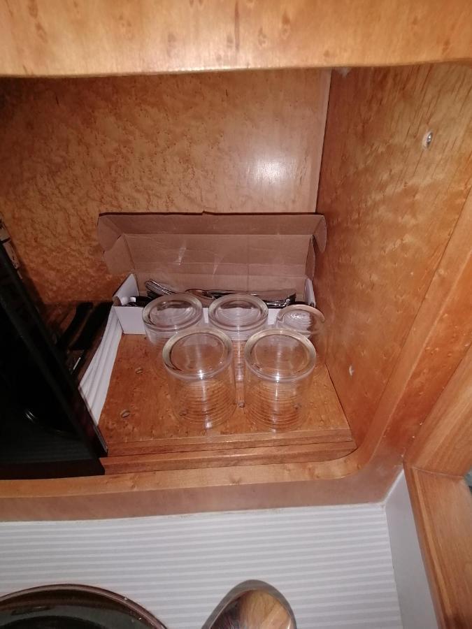 Sejour Insolite Sur Un Yacht. Bateau Hotel A Quai. La Rochelle  Dış mekan fotoğraf