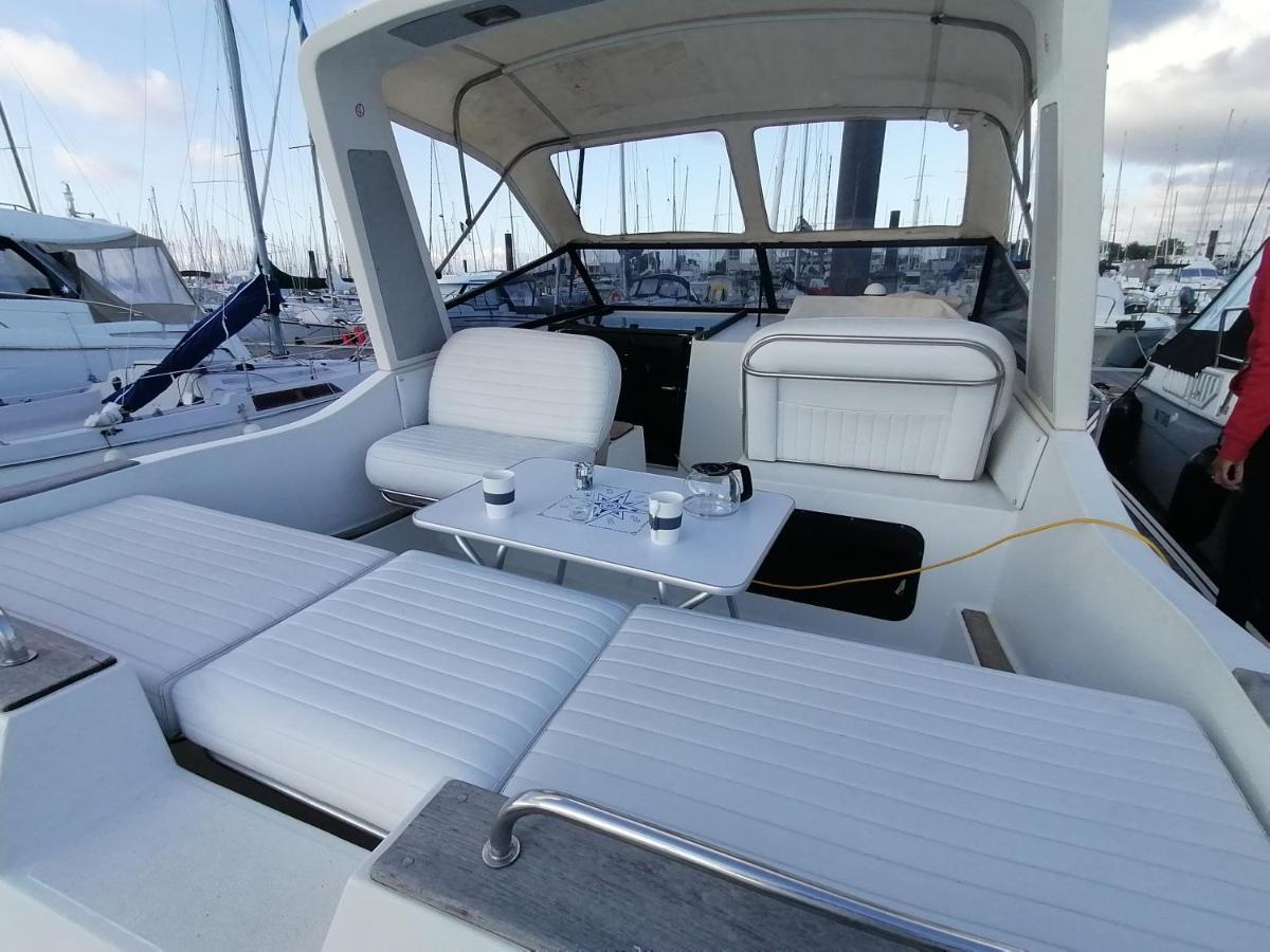 Sejour Insolite Sur Un Yacht. Bateau Hotel A Quai. La Rochelle  Dış mekan fotoğraf